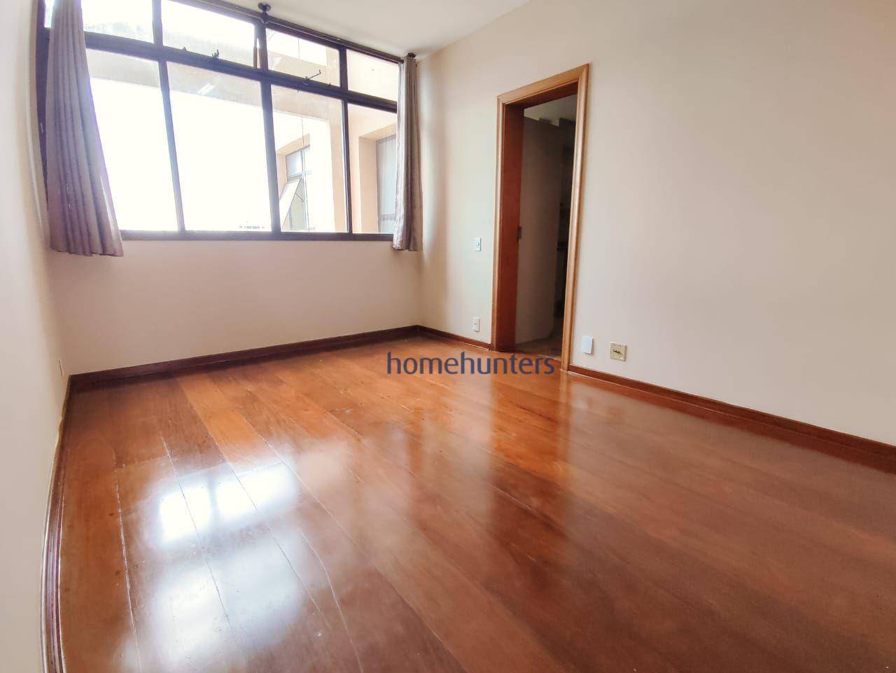 Apartamento à venda com 4 quartos, 232m² - Foto 37