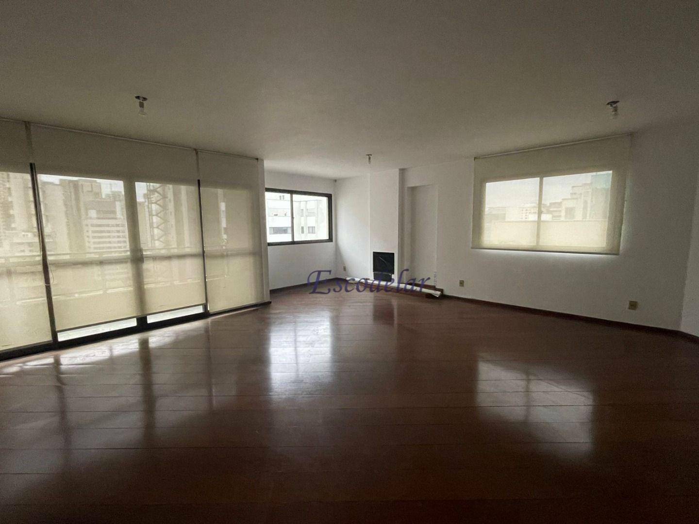 Apartamento à venda com 4 quartos, 200m² - Foto 7