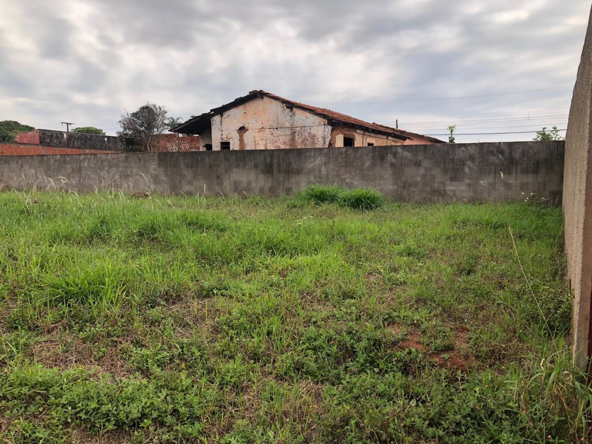 Terreno à venda, 900m² - Foto 2