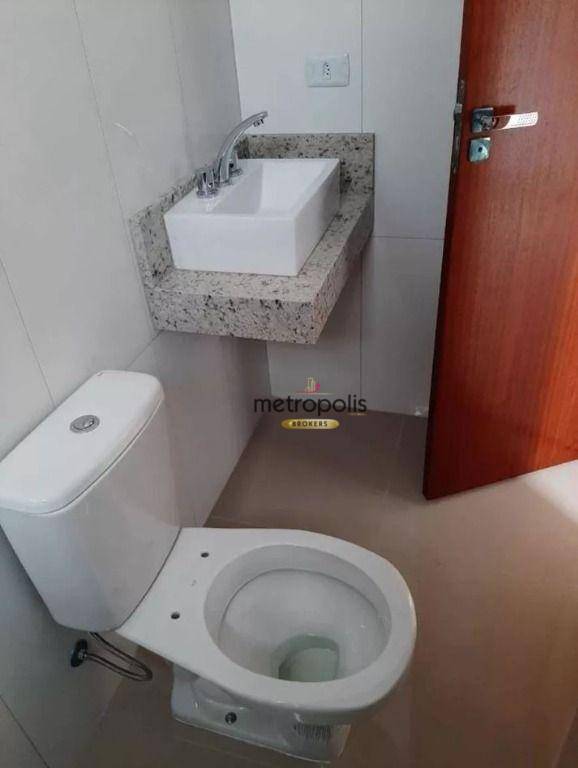 Sobrado à venda com 2 quartos, 75m² - Foto 4