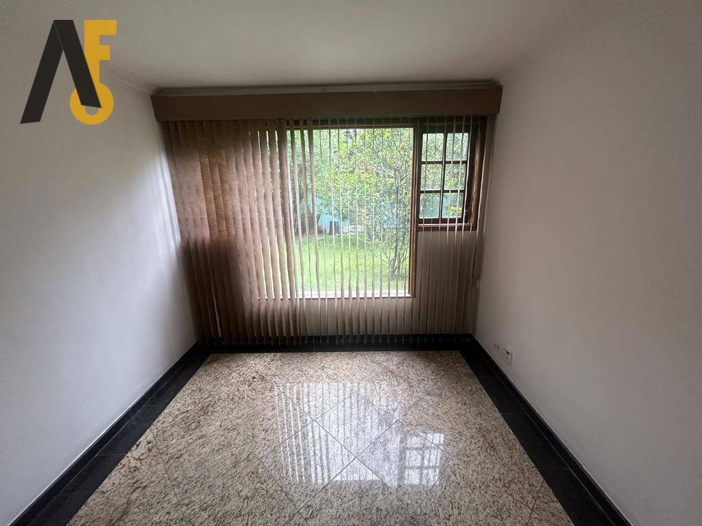 Casa à venda com 3 quartos, 400m² - Foto 26