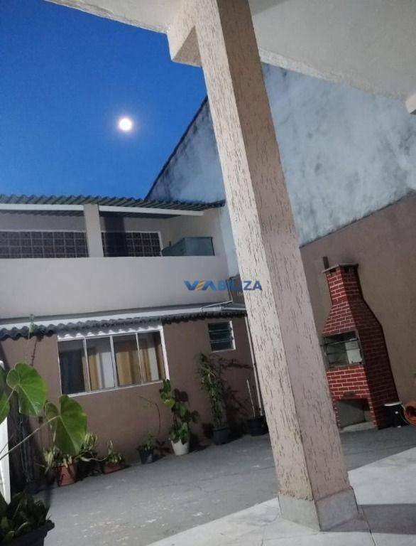 Sobrado à venda com 5 quartos, 250m² - Foto 15