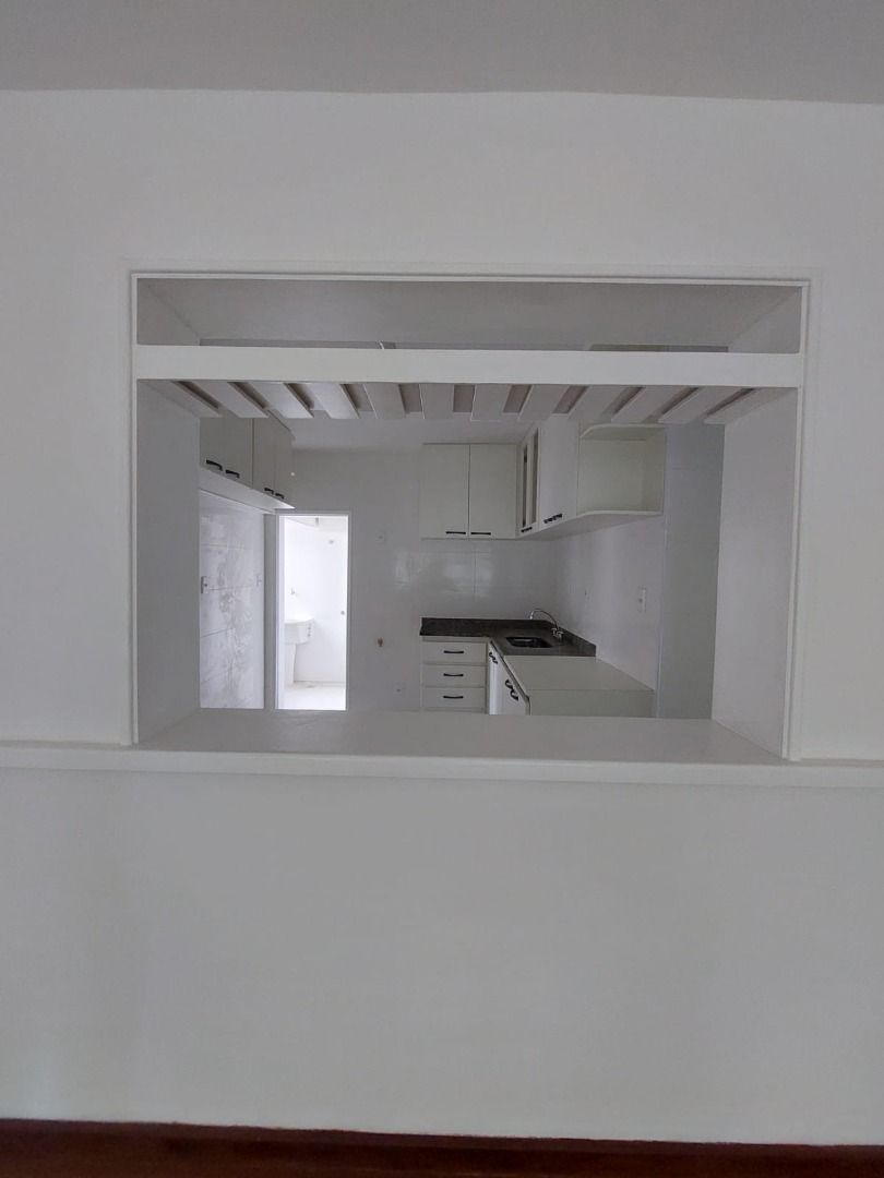 Apartamento para alugar com 2 quartos, 80m² - Foto 9