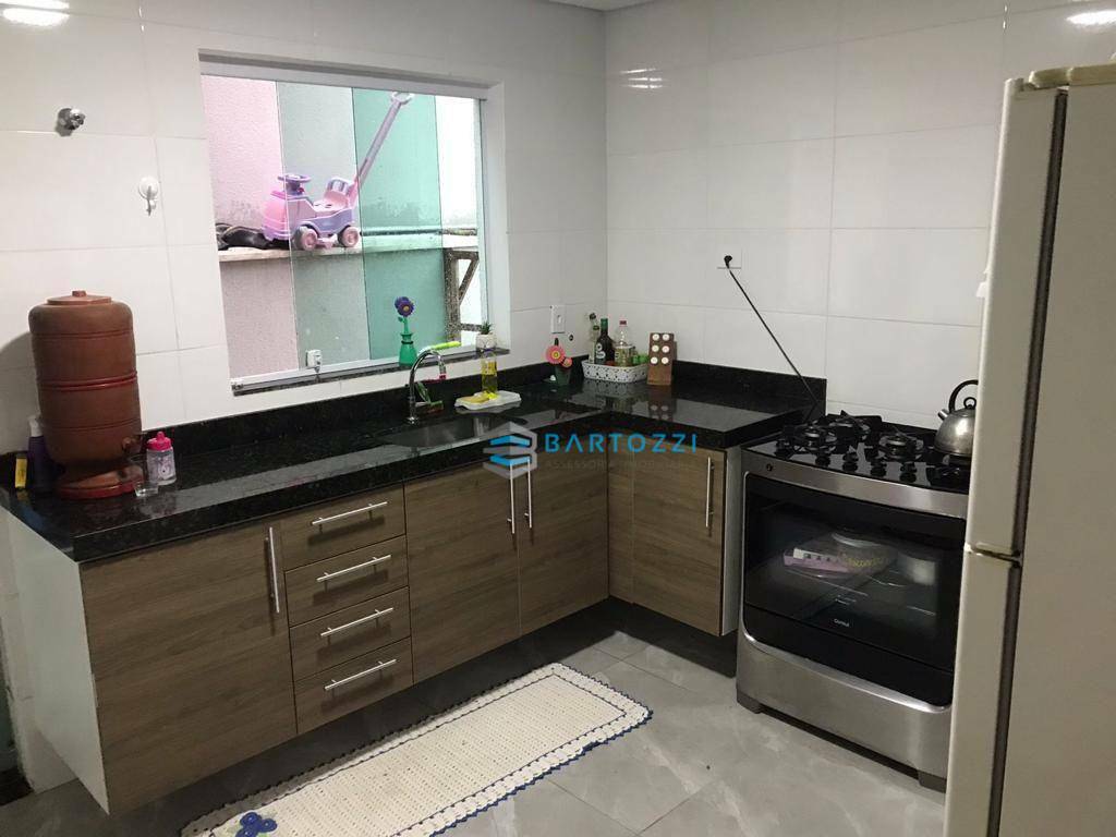 Sobrado à venda com 3 quartos, 125m² - Foto 4