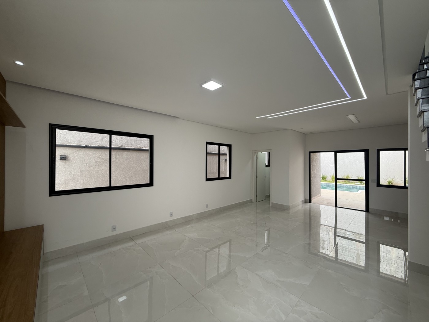 Casa à venda com 3 quartos, 125m² - Foto 4
