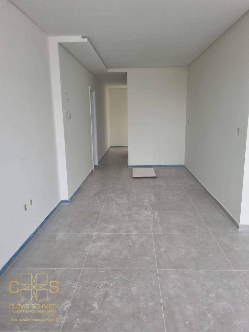 Apartamento à venda com 3 quartos, 84m² - Foto 8