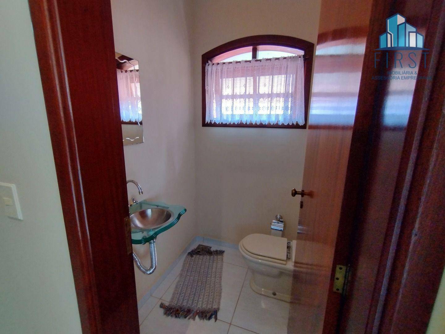 Casa à venda com 3 quartos, 230m² - Foto 9