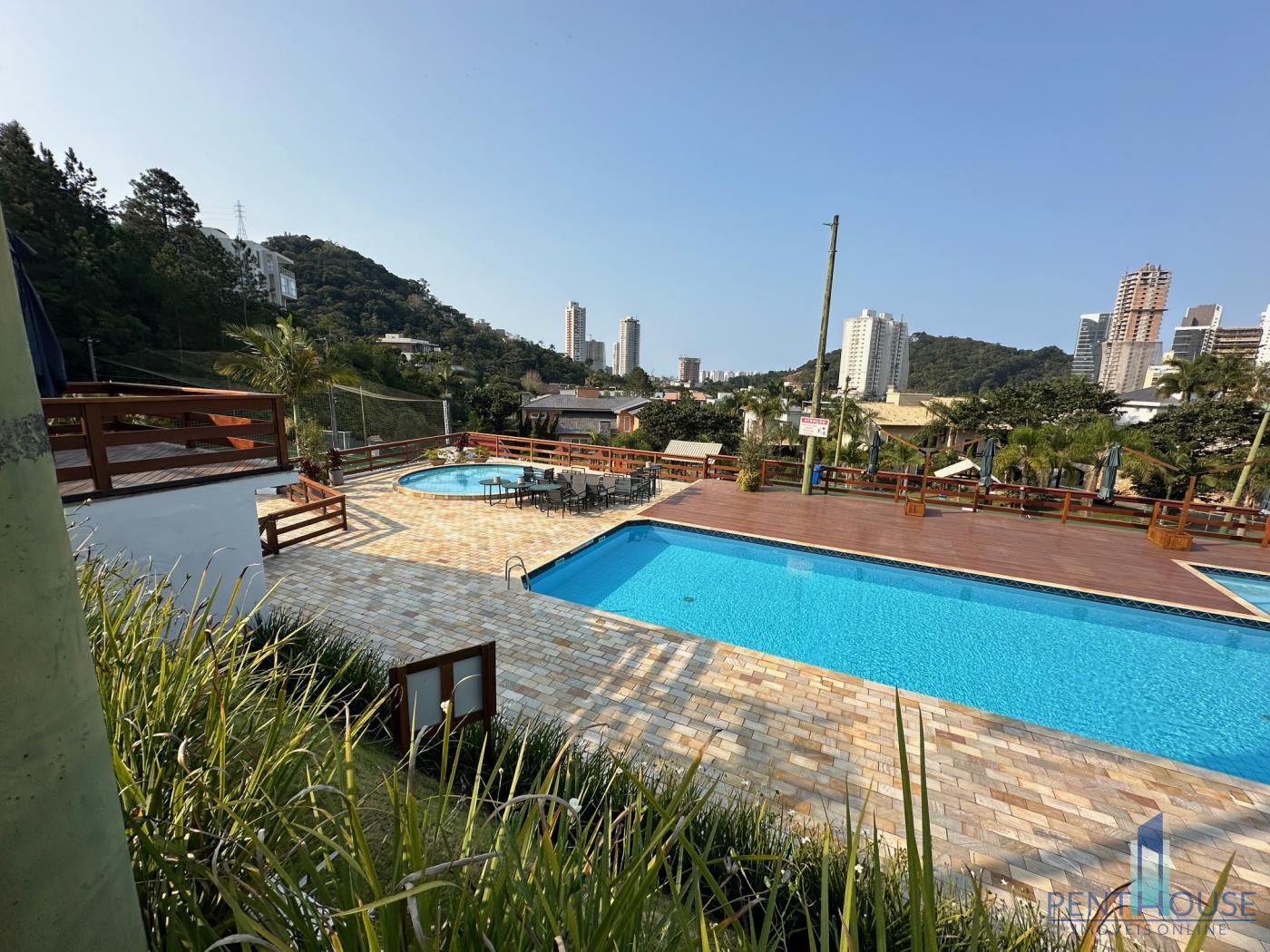 Casa de Condomínio à venda com 5 quartos, 382m² - Foto 20