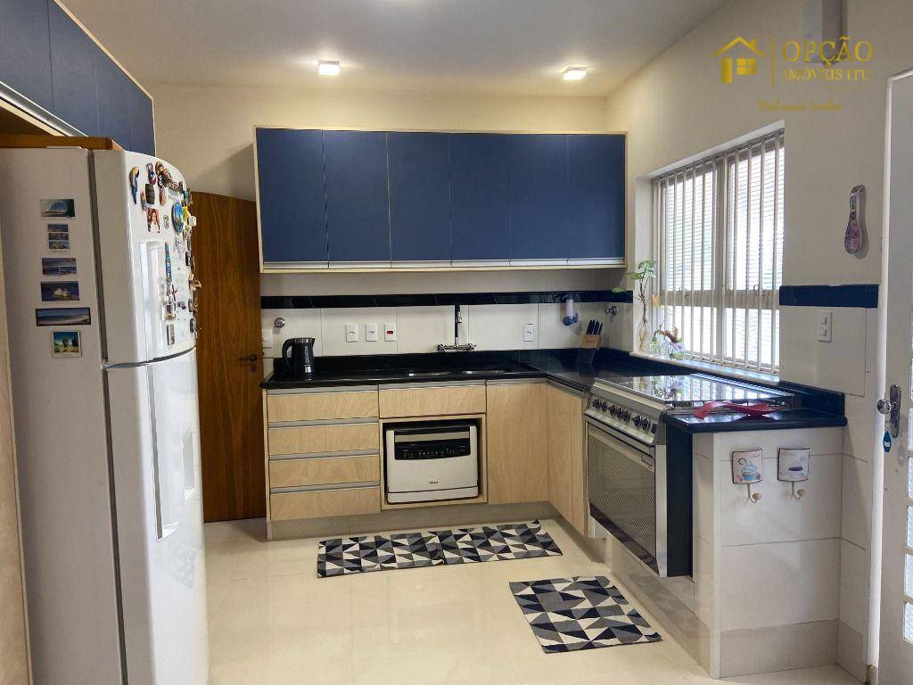 Casa à venda com 4 quartos, 247m² - Foto 13