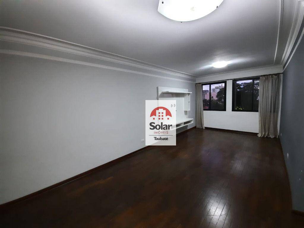 Apartamento à venda com 3 quartos, 146m² - Foto 2