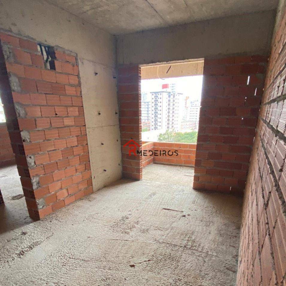 Apartamento à venda com 2 quartos, 87m² - Foto 4