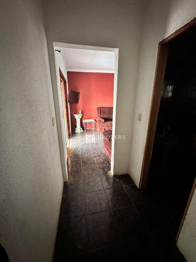 Chácara à venda com 3 quartos, 200m² - Foto 8