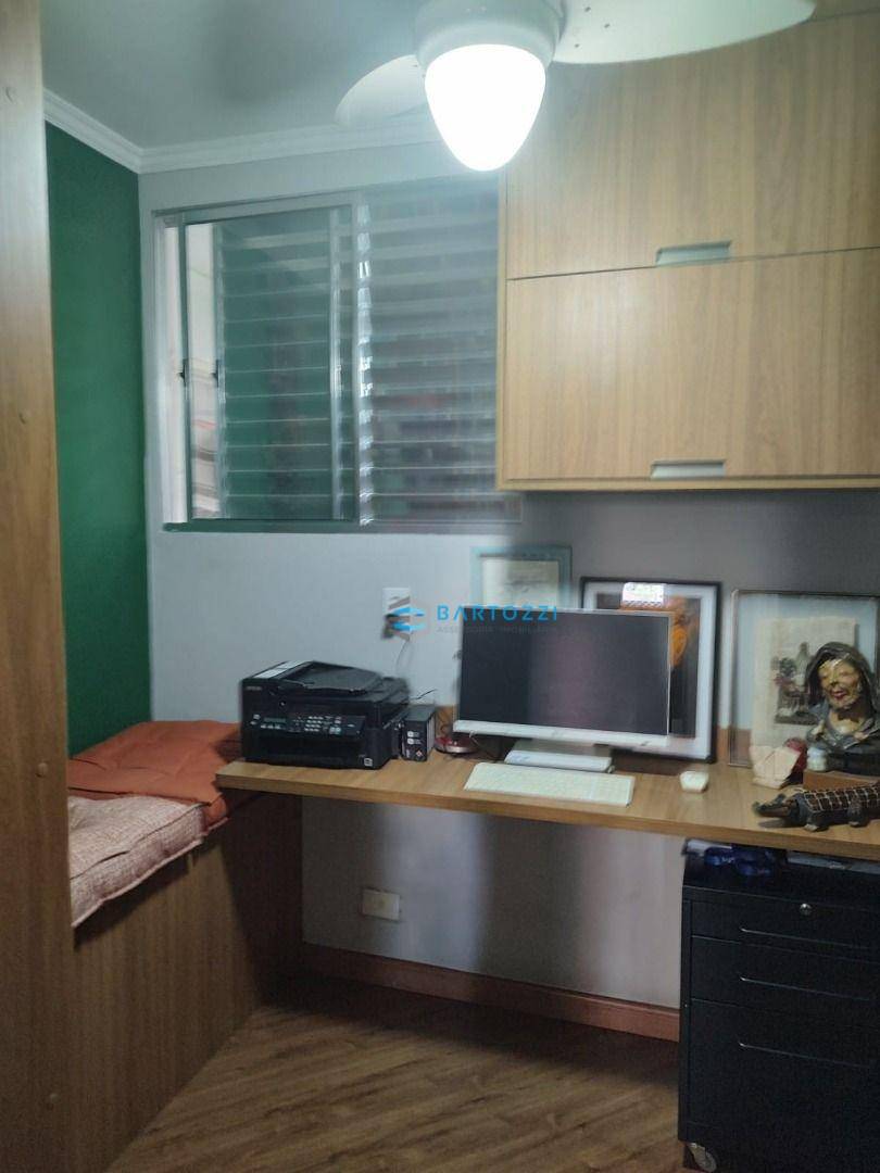 Apartamento à venda com 3 quartos, 96m² - Foto 32