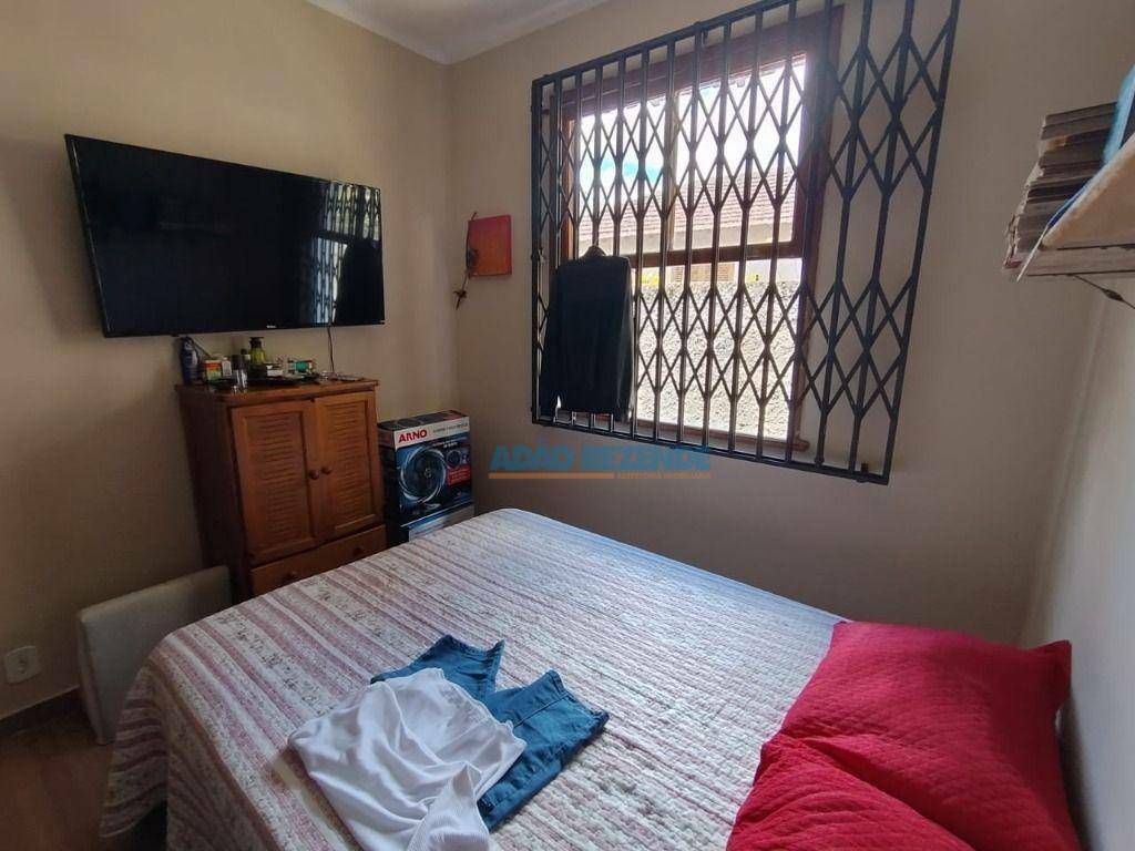 Casa à venda com 4 quartos, 221m² - Foto 25