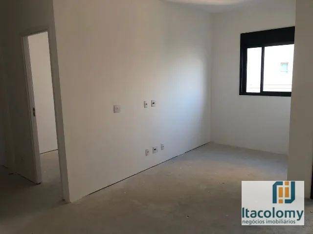 Apartamento à venda com 3 quartos, 69m² - Foto 1