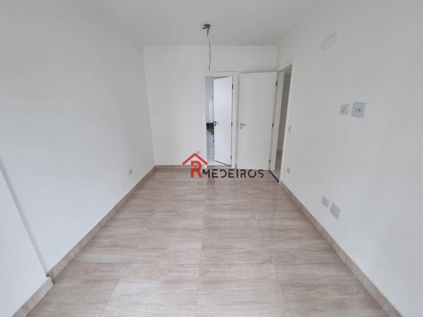 Apartamento à venda com 3 quartos, 140m² - Foto 11