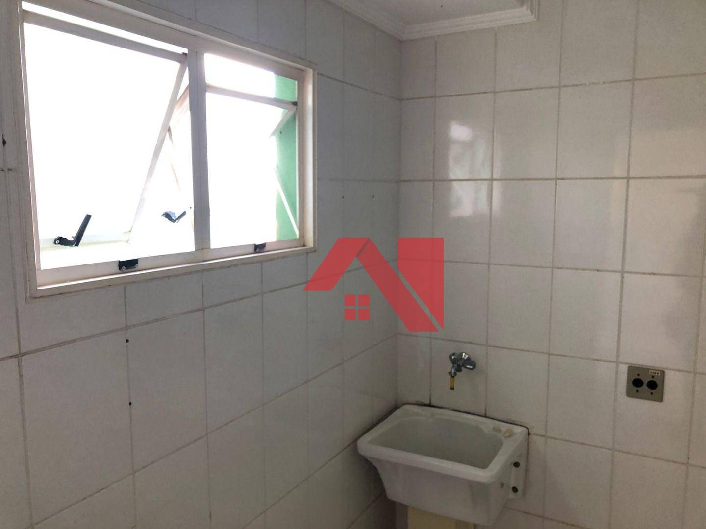 Apartamento à venda com 3 quartos, 90m² - Foto 2