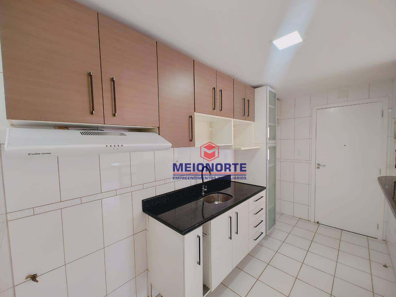 Apartamento para alugar com 3 quartos, 94m² - Foto 6