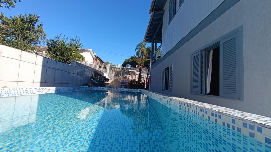 Casa à venda com 3 quartos, 360m² - Foto 31