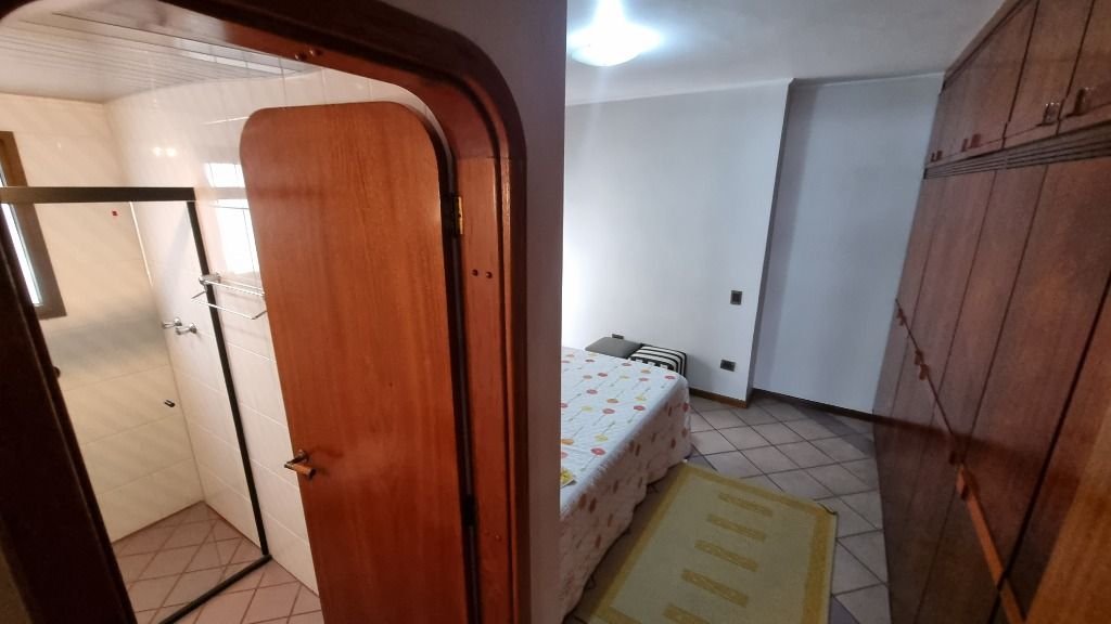 Apartamento à venda com 3 quartos, 130m² - Foto 10