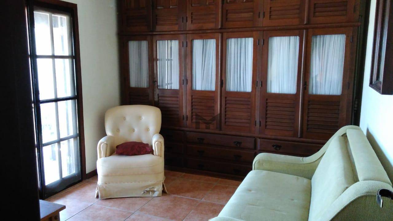 Casa à venda com 3 quartos, 300m² - Foto 13