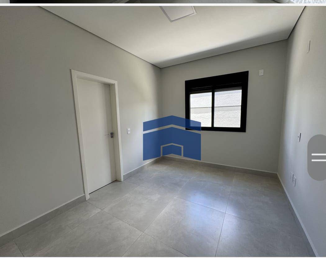 Casa à venda com 4 quartos, 259m² - Foto 15