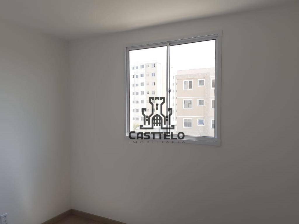 Apartamento à venda com 2 quartos, 43m² - Foto 11