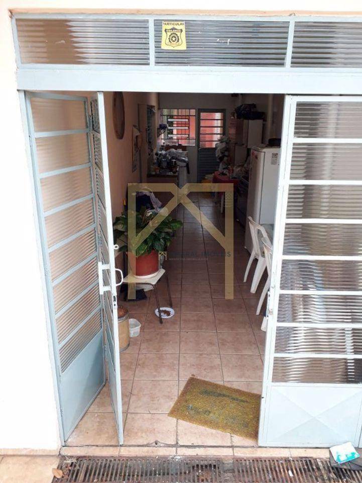 Casa à venda com 3 quartos, 180m² - Foto 19