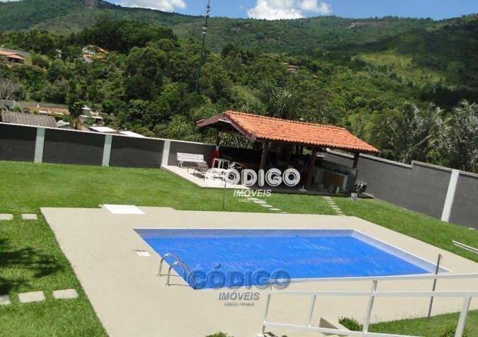 Casa à venda com 4 quartos, 256m² - Foto 3