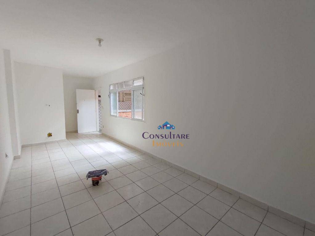 Apartamento para alugar com 3 quartos, 107m² - Foto 18