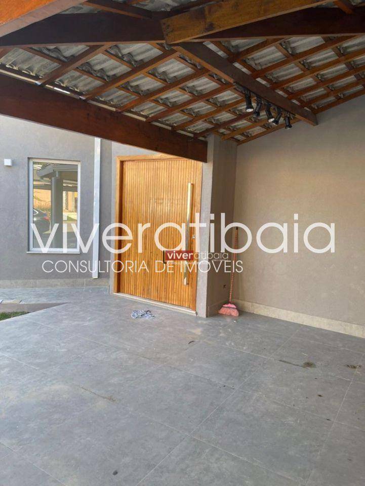 Casa à venda com 3 quartos, 300m² - Foto 2