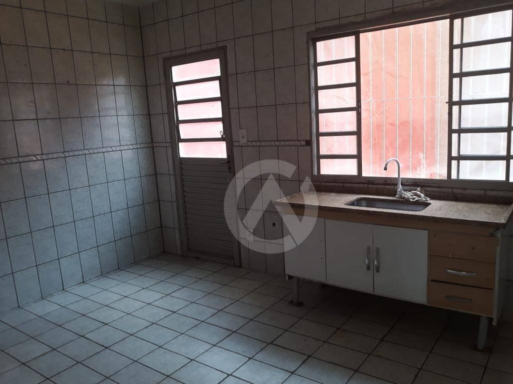 Casa à venda com 2 quartos, 135m² - Foto 6