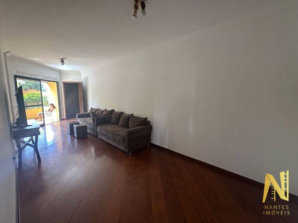 Apartamento, 3 quartos, 130 m² - Foto 3