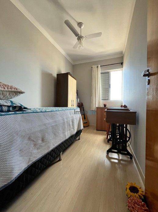 Apartamento à venda com 3 quartos, 71m² - Foto 13