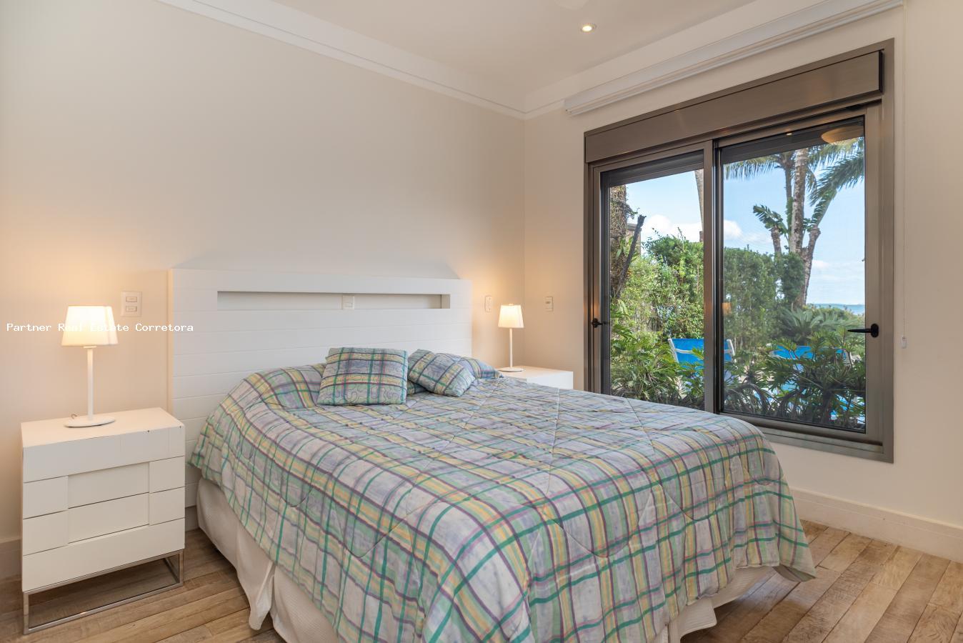 Casa de Condomínio à venda com 8 quartos, 800m² - Foto 29