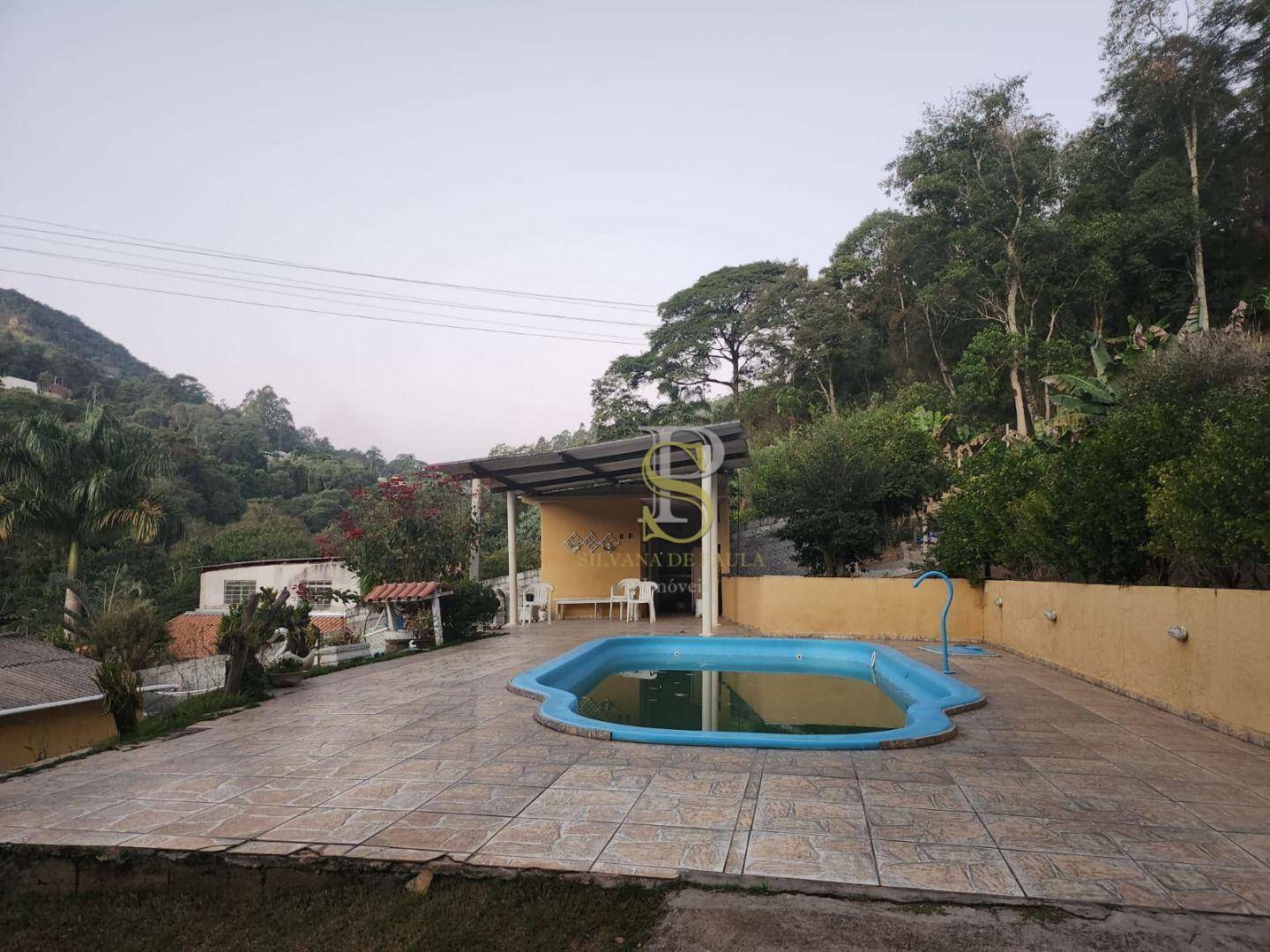 Chácara à venda com 4 quartos, 240m² - Foto 26