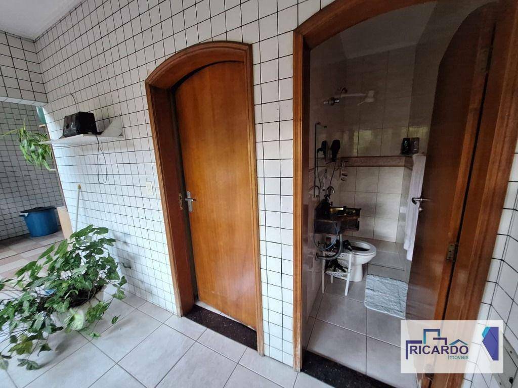 Sobrado à venda com 5 quartos, 380m² - Foto 28