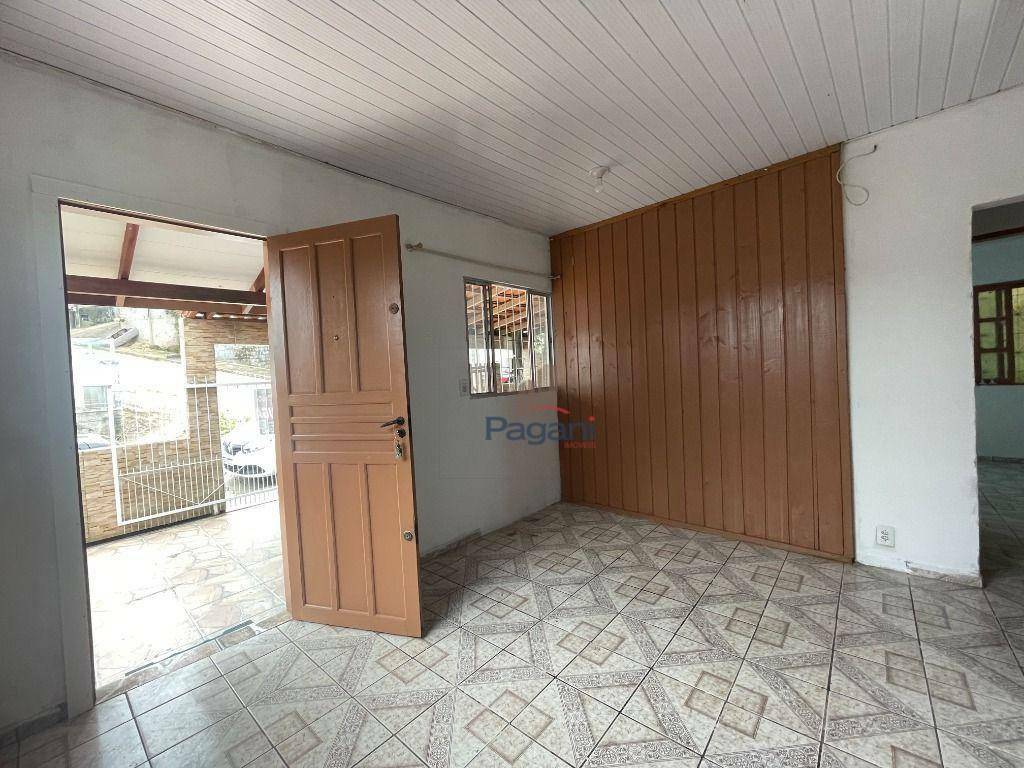 Casa para alugar com 2 quartos, 100m² - Foto 12