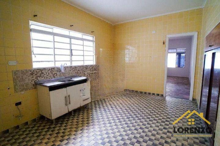 Casa à venda com 3 quartos, 134m² - Foto 1