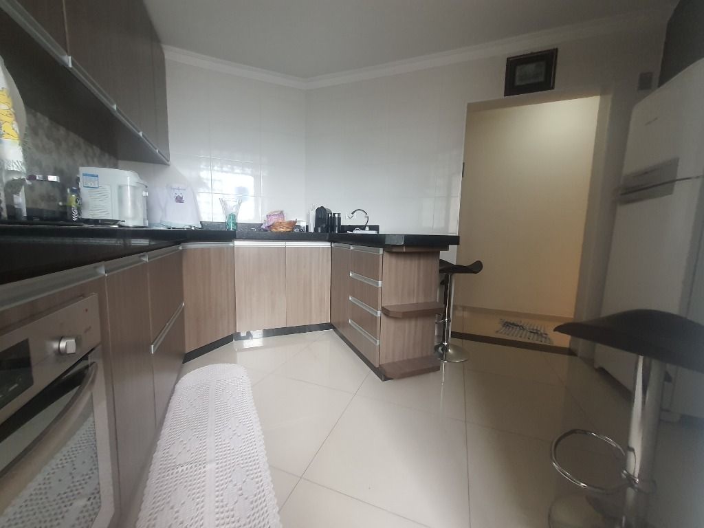 Apartamento à venda com 2 quartos, 64m² - Foto 7