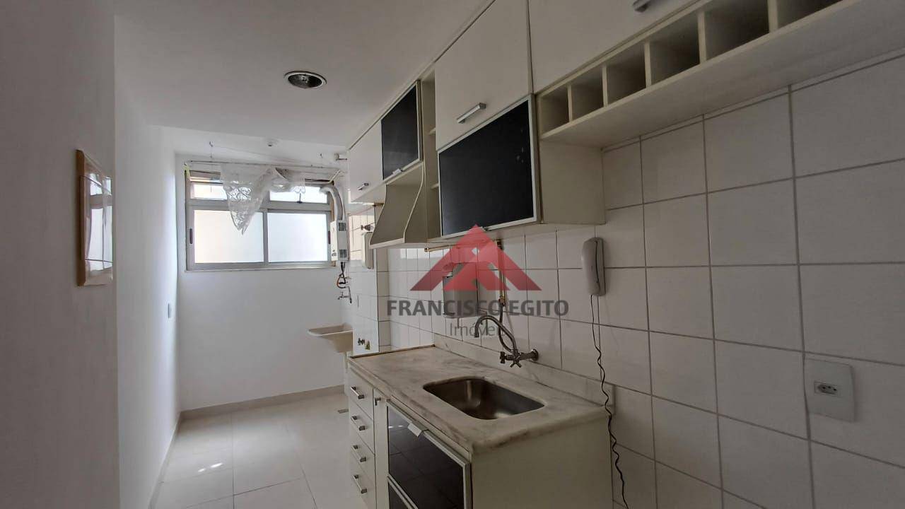 Apartamento à venda com 2 quartos, 57m² - Foto 7