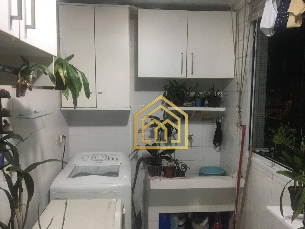 Apartamento à venda com 3 quartos, 140m² - Foto 18