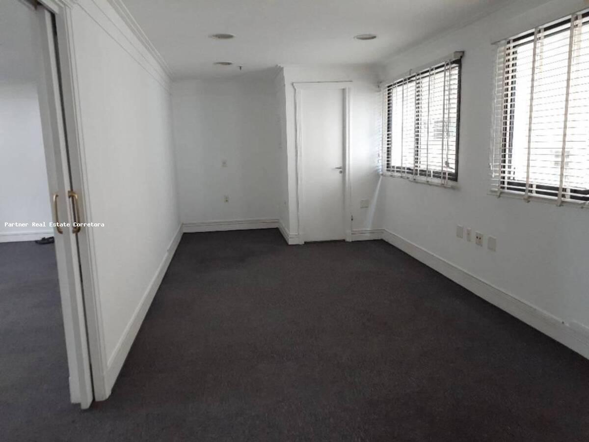 Conjunto Comercial-Sala à venda com 1 quarto, 122m² - Foto 6