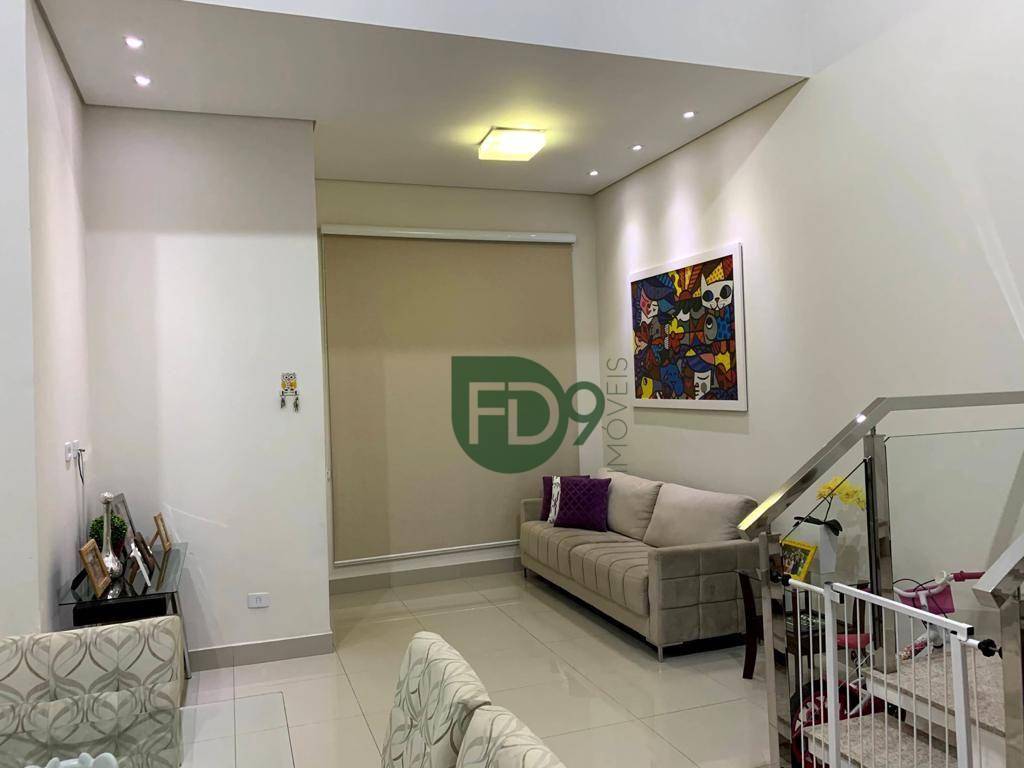 Casa à venda com 3 quartos, 190m² - Foto 1