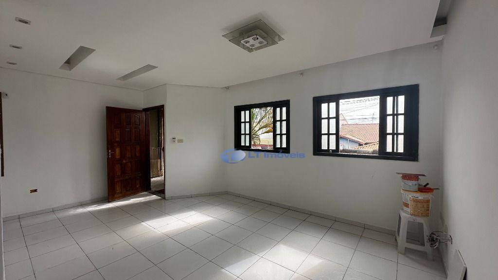 Casa à venda com 3 quartos, 125m² - Foto 9
