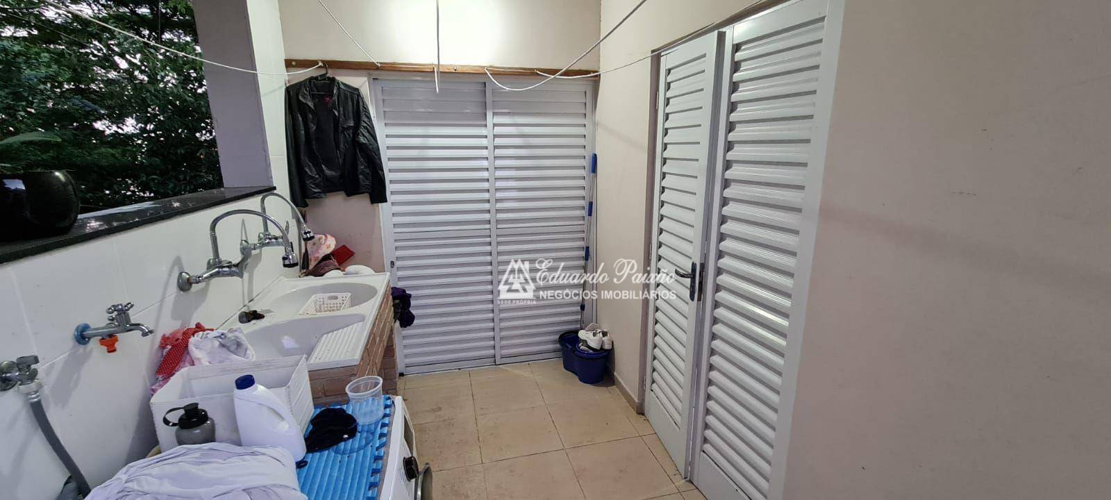 Casa à venda com 3 quartos, 305m² - Foto 33