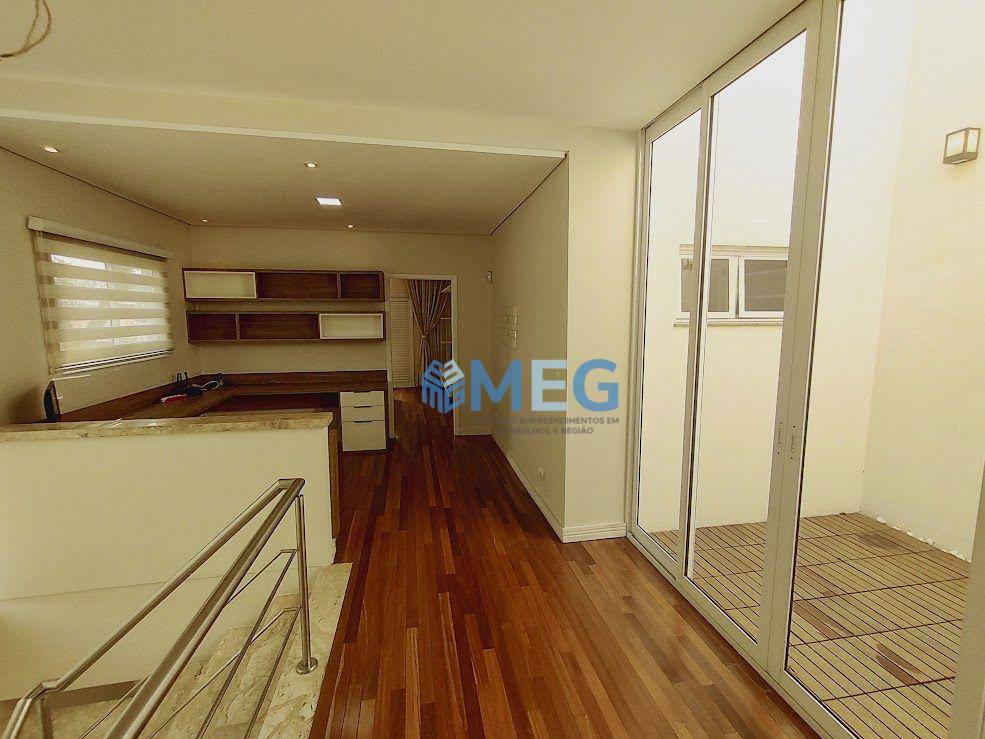 Sobrado à venda e aluguel com 3 quartos, 301m² - Foto 32