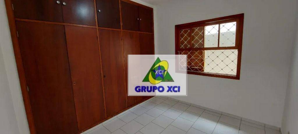 Casa para alugar com 3 quartos, 133m² - Foto 13