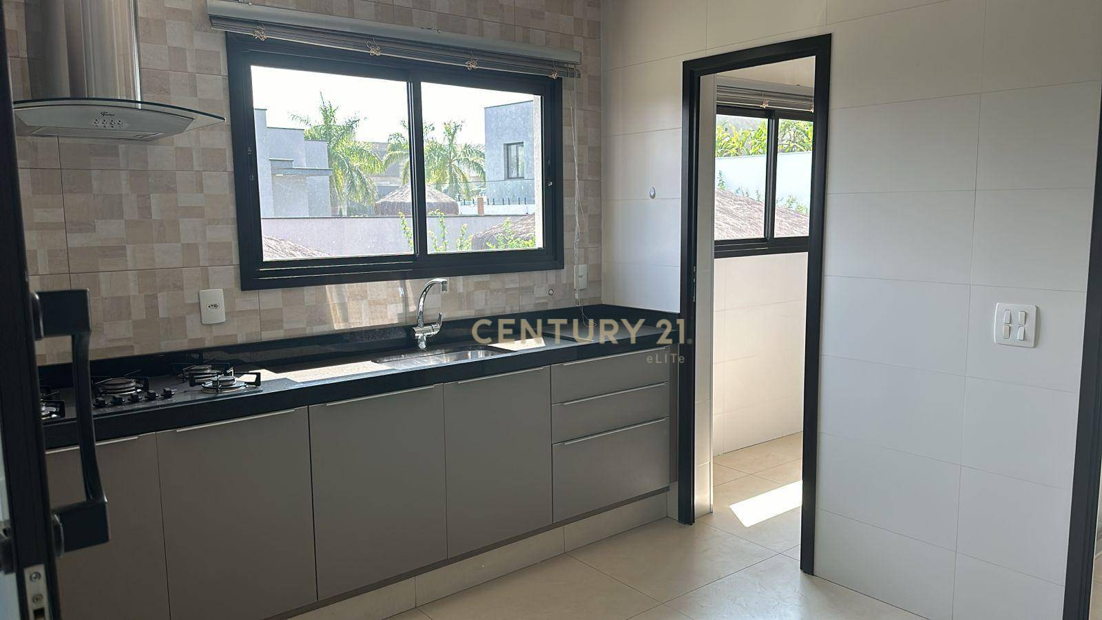 Casa de Condomínio à venda e aluguel com 4 quartos, 294m² - Foto 9