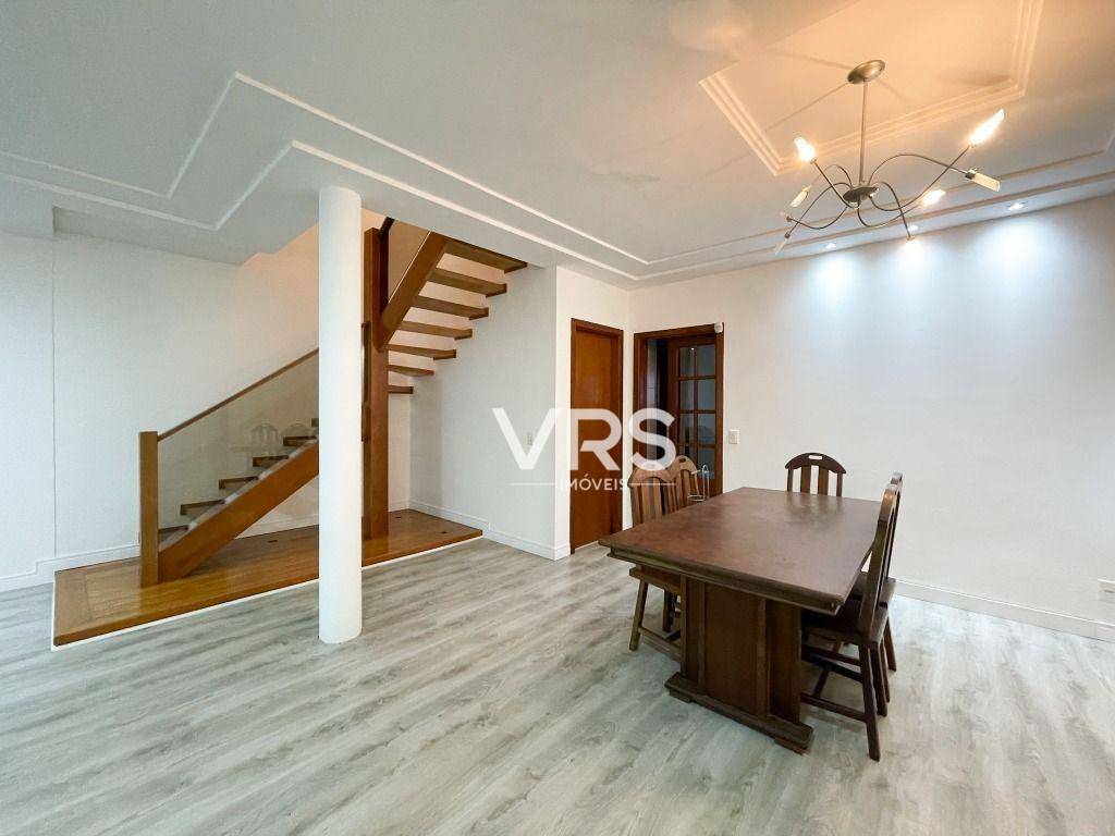 Casa à venda com 4 quartos, 195m² - Foto 10